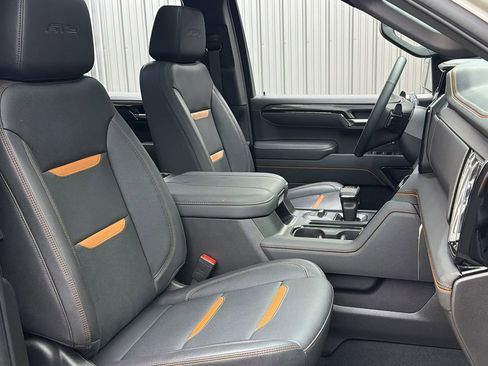Used 2026 GMC Sierra 1500 AT4 w/ AT4 Premium Package AWD/4WD image 41