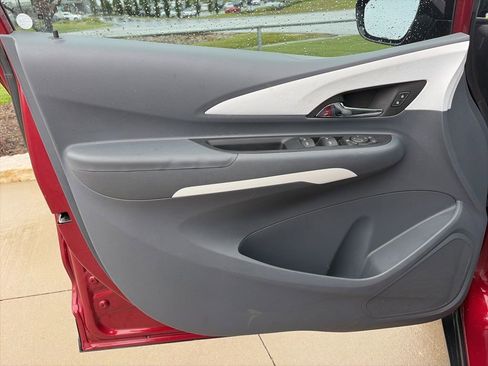 Used 2017 Chevrolet Bolt LT FWD image 46