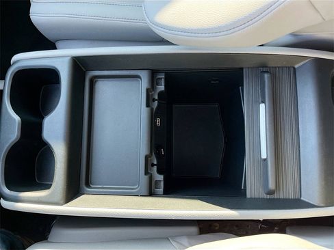 Used 2023 Honda Odyssey Touring image 39