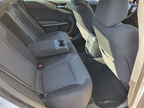 Used 2022 Dodge Charger SXT image 17