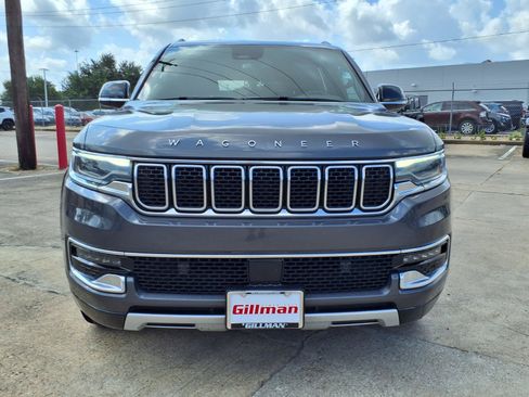 Used 2024 Jeep Wagoneer L Series II RWD image 24