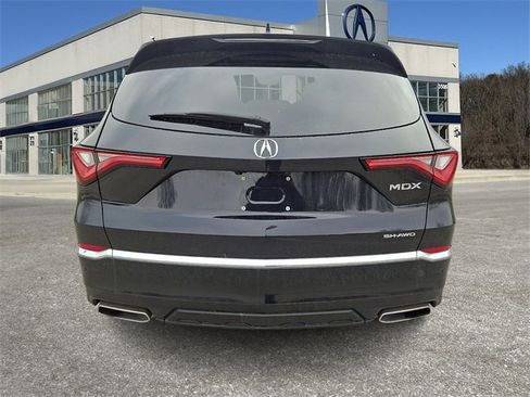 Used 2023 Acura MDX SH-AWD w/ Technology Package image 5