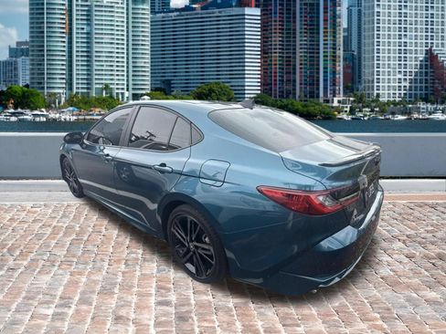 Used 2025 Toyota Camry XSE FWD image 5