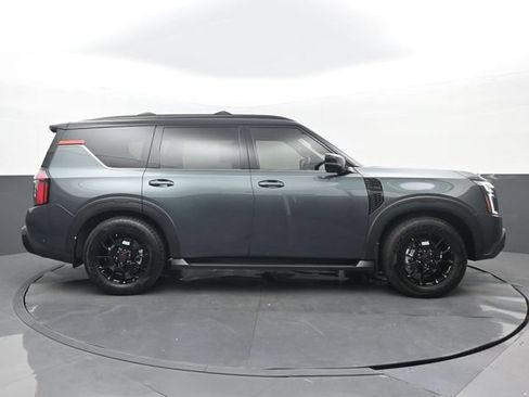 Used 2025 Nissan Armada PRO-4X w/ Pro-4X Premium Package AWD/4WD image 2