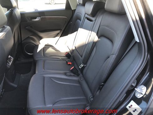Used 2015 Audi Q5 2.0T Premium Plus w/ Technology Package AWD/4WD image 4