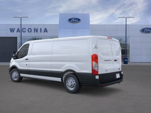 New 2026 Ford Transit 250 Low Roof AWD image 4