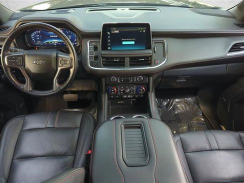 Used 2022 Chevrolet Suburban RST w/ Luxury Package image 19