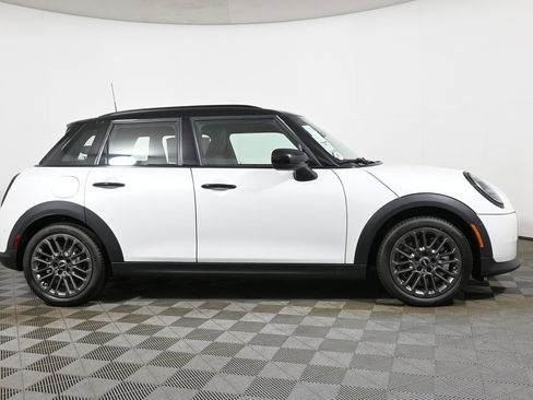 New 2026 MINI Cooper 4-Door Hardtop image 8