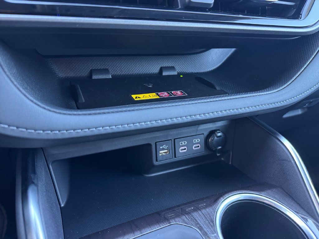 Certified 2026 Toyota Highlander Limited AWD/4WD image 24