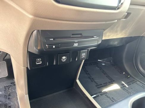Used 2021 Honda Odyssey Touring image 31