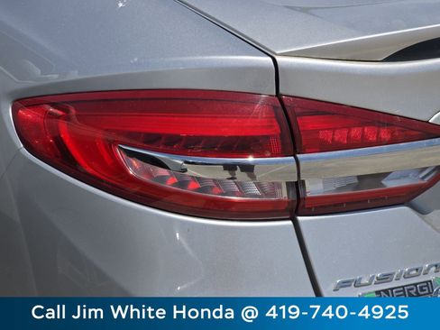 Used 2017 Ford Fusion Energi Titanium FWD image 13