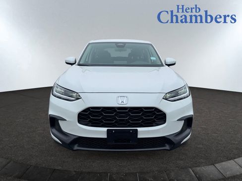 New 2026 Honda HR-V LX image 2