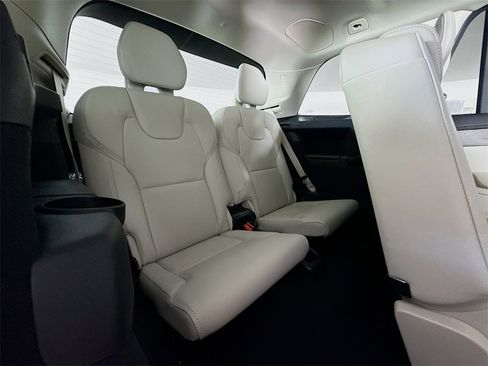 New 2026 Volvo XC90 T8 Ultra w/ Protection Package Premier image 29