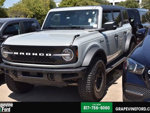 Used 2024 Ford Bronco Wildtrak AWD/4WD image 1