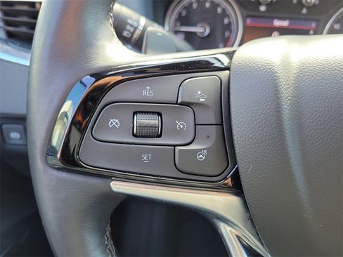 Used 2023 Buick Enclave Essence w/ Experience Buick Package image 24