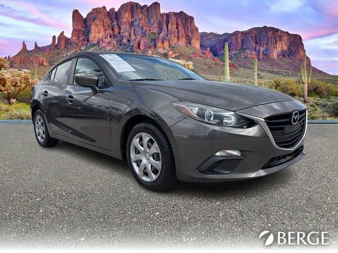 Used 2016 MAZDA MAZDA3 i Sport image 9