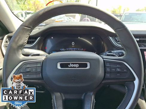 Used 2023 Jeep Grand Cherokee L Limited image 21