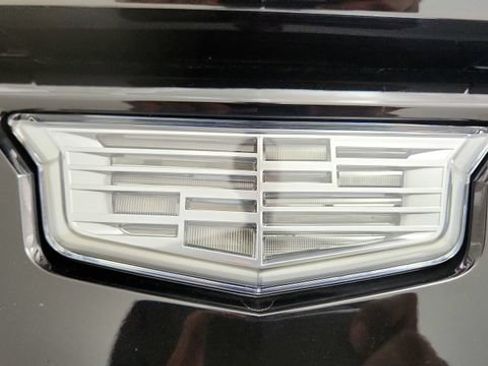 Used 2025 Cadillac Lyriq Luxury AWD/4WD image 34