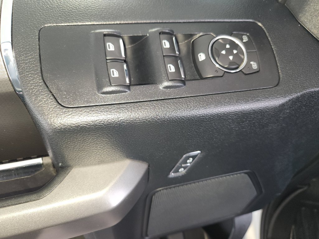 Used 2017 Ford F150 XLT w/ Equipment Group 302A Luxury RWD image 30