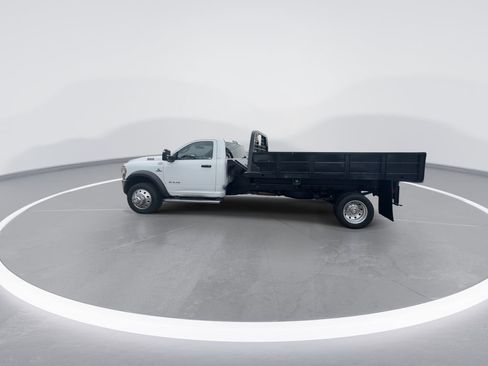 Used 2024 RAM 5500 SLT w/ Quick Order Package 2YG SLT AWD/4WD image 6