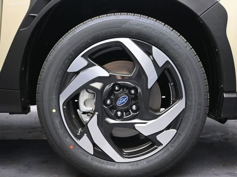 New 2026 Subaru Crosstrek 2.5i Limited AWD/4WD image 10