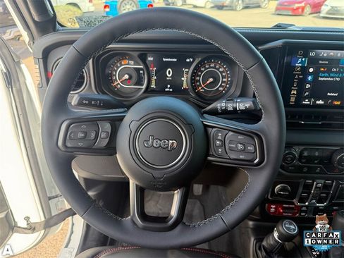 Certified 2026 Jeep Wrangler Unlimited Rubicon image 15