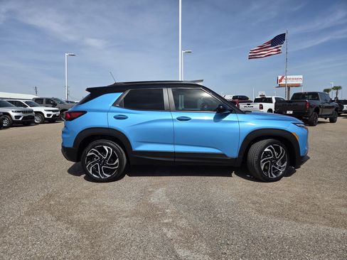 Used 2025 Chevrolet TrailBlazer RS w/ Convenience Package image 8