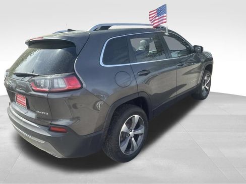 Used 2019 Jeep Cherokee Limited AWD/4WD image 25