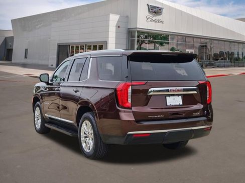 Used 2023 GMC Yukon SLT AWD/4WD image 4