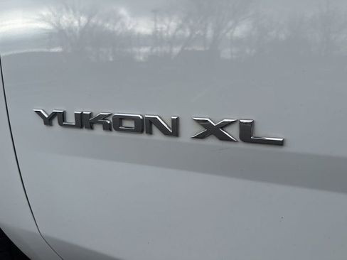 Used 2020 GMC Yukon XL SLT image 14