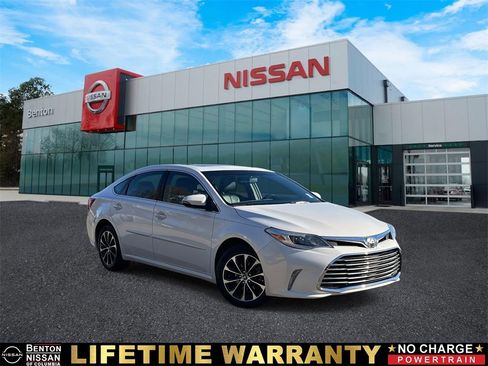 Used 2016 Toyota Avalon image 1