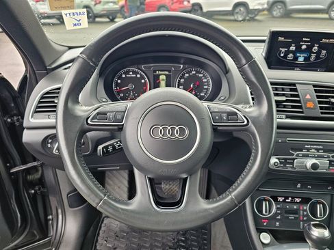 Used 2018 Audi Q3 2.0T Premium image 12