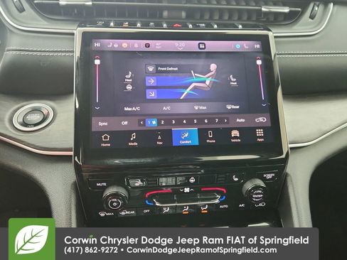 Certified 2023 Jeep Grand Cherokee Limited w/ Black Appearance Package image 28