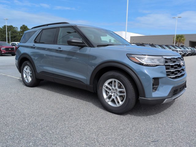 New 2027 Ford Explorer Active w/ Active Comfort Package RWD image 2