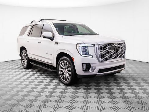 Used 2021 GMC Yukon Denali image 8