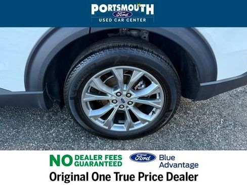 Certified 2022 Ford Explorer XLT w/ Equipment Group 202A image 25