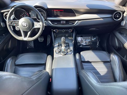 Used 2018 Alfa Romeo Stelvio Ti Sport image 19