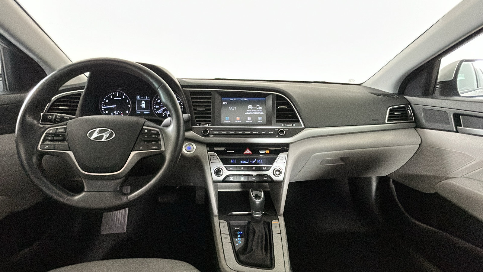 Used 2018 Hyundai Elantra Value Edition w/ Cargo Package FWD image 31