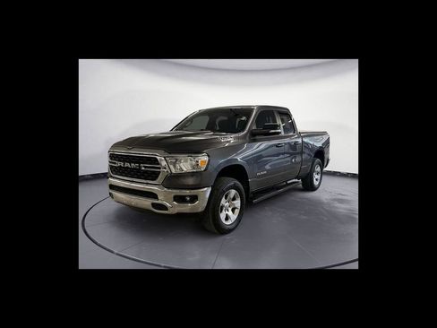 Used 2022 RAM 1500 Big Horn AWD/4WD image 2