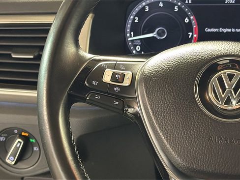 Used 2019 Volkswagen Atlas SEL Premium image 23