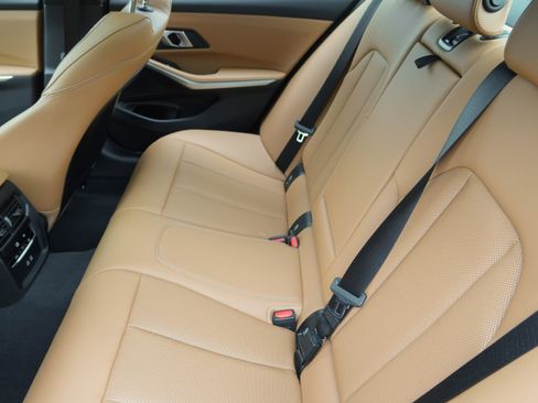 Used 2025 BMW 330i Sedan RWD image 36