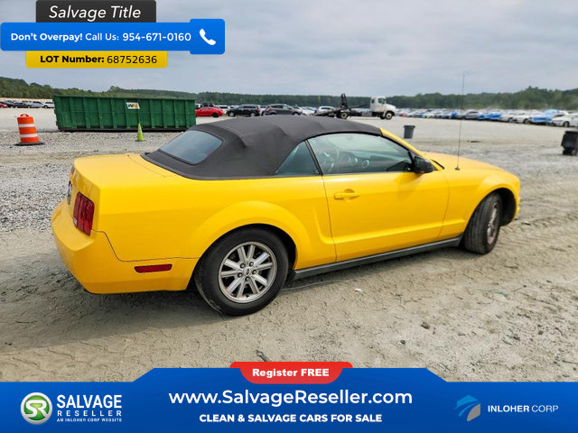 Used 2005 Ford Mustang Convertible RWD image 4