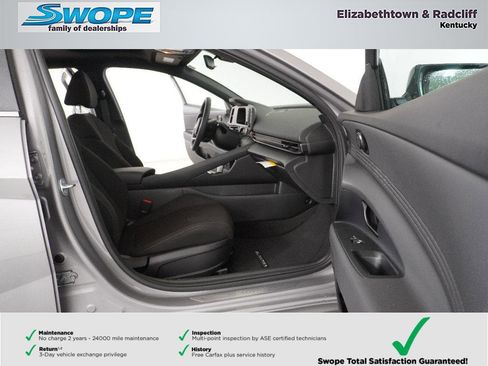 New 2026 Hyundai Elantra SEL Sport Premium image 24