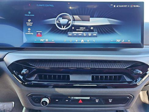 New 2026 BMW M240i xDrive Coupe w/ Premium Package image 23