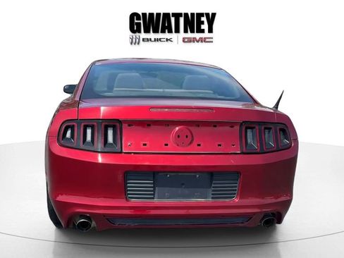 Used 2014 Ford Mustang Coupe RWD image 4