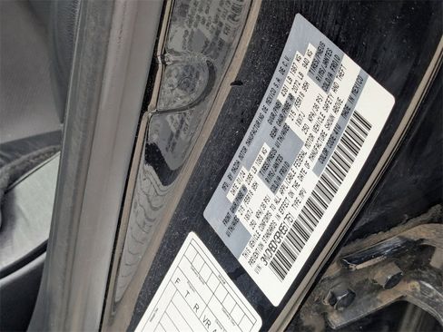 Used 2024 MAZDA CX-30 AWD 2.5 S w/ Premium Package image 31