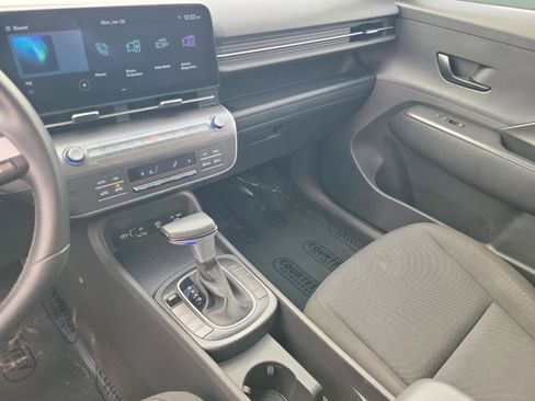 Used 2024 Hyundai Kona SEL image 26