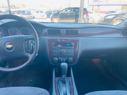 Used 2010 Chevrolet Impala LT image 15