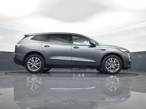 Used 2023 Buick Enclave Essence w/ Experience Buick Package AWD/4WD image 25