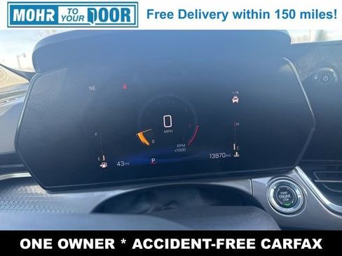 Used 2024 Chevrolet Trax ACTIV w/ Sunroof Package image 13